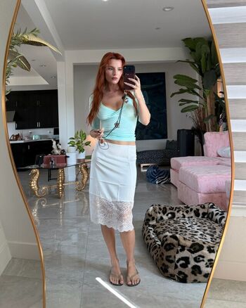 Bella thorne  page leaked private photo uncensored HD quality