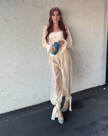 Bella thorne  page leaked private photo uncensored HD quality