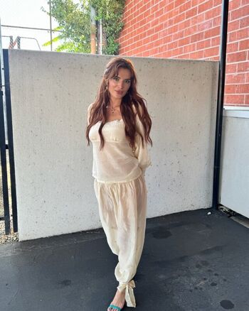 Bella thorne  page leaked private photo uncensored HD quality