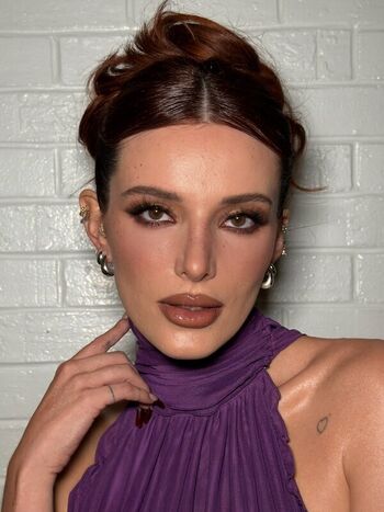 Bella thorne  page leaked private photo uncensored HD quality