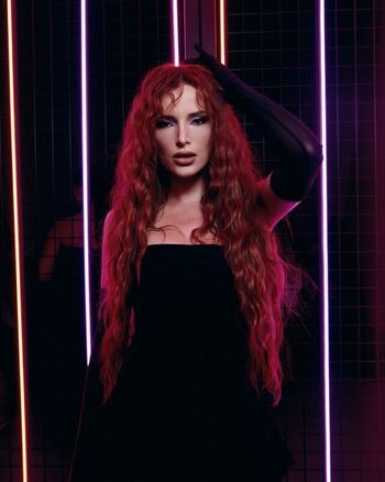 Bella thorne  page leaked private photo uncensored HD quality
