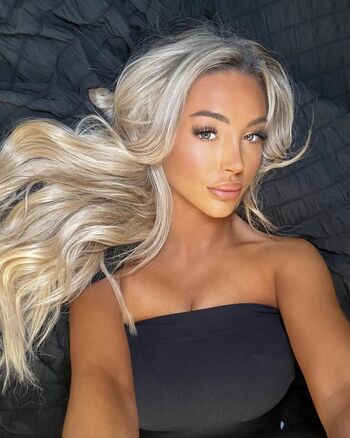 Bethyycm leaked private photo uncensored HD quality