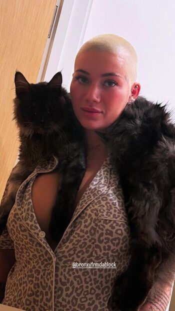 Bhad bhabie  page leaked private photo uncensored HD quality