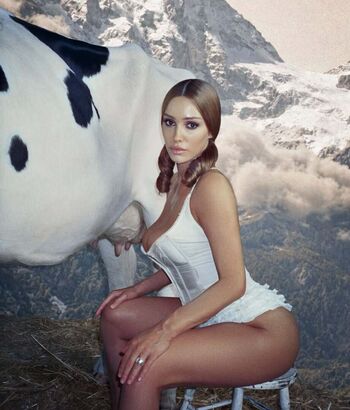 Bianca censori leaked private photo uncensored HD quality