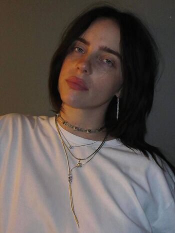 Billie eilish  page leaked private photo uncensored HD quality