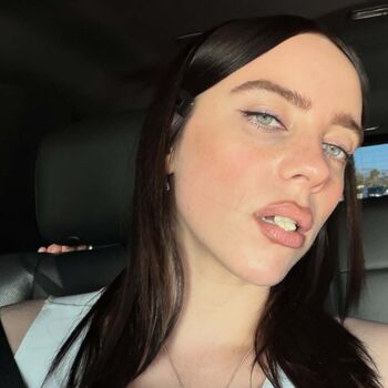 Billie eilish  page leaked private photo uncensored HD quality