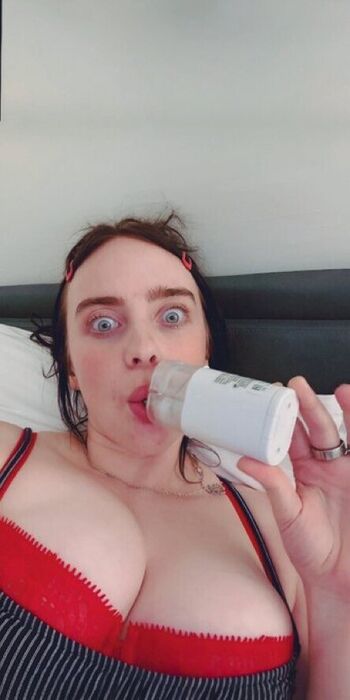 Billie eilish  page leaked private photo uncensored HD quality