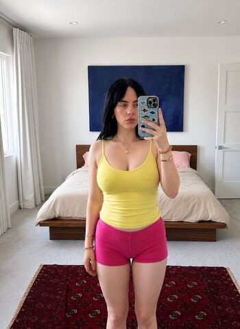 Billie eilish  page leaked private photo uncensored HD quality