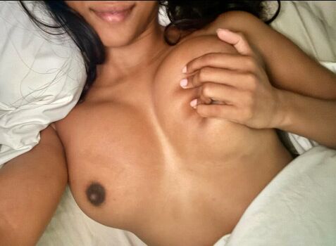 Bollywoodtrapqueen page leaked private photo uncensored HD quality