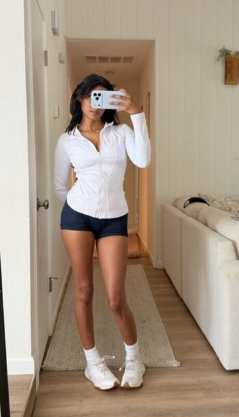 Bollywoodtrapqueen page leaked private photo uncensored HD quality