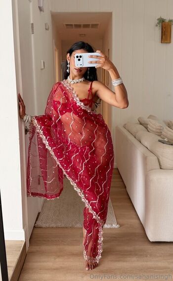 Bollywoodtrapqueen page leaked private photo uncensored HD quality