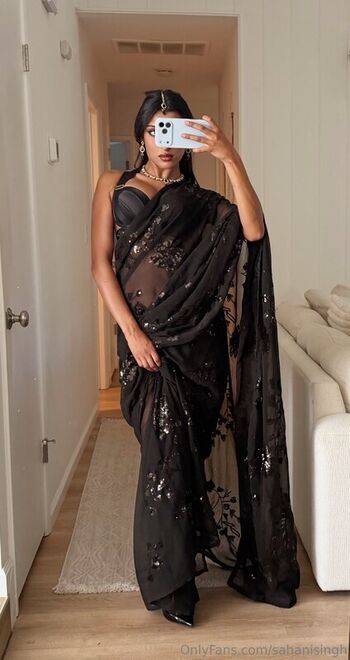 Bollywoodtrapqueen page leaked private photo uncensored HD quality
