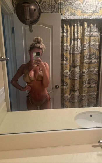 Breckie hill  page leaked private photo uncensored HD quality
