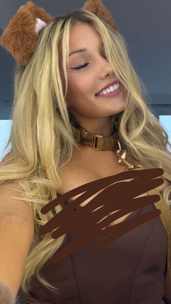 Breckie hill  page leaked private photo uncensored HD quality