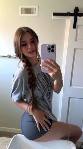 Brooke monk  page leaked private photo uncensored HD quality