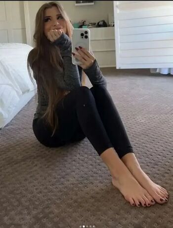 Brooke monk  page leaked private photo uncensored HD quality