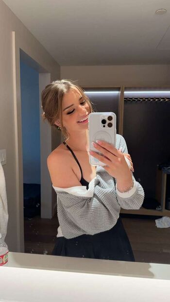 Brooke monk  page leaked private photo uncensored HD quality