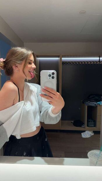 Brooke monk  page leaked private photo uncensored HD quality