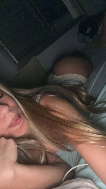Caiu na net amadoras  page leaked private photo uncensored HD quality