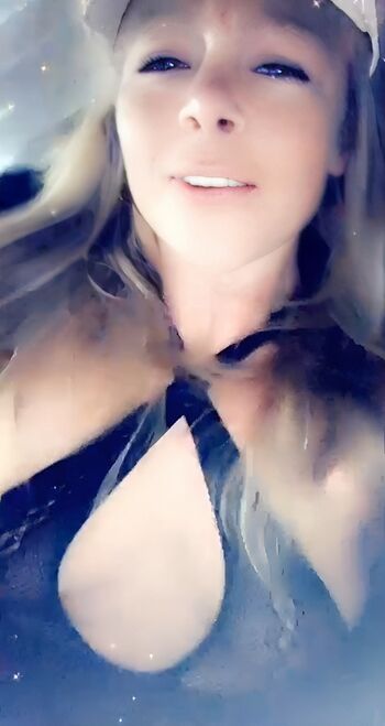 Cakesbycoco leaked private photo uncensored HD quality