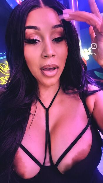 Cardi b leaked private photo uncensored HD quality
