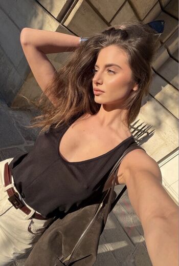 Carina zavline leaked private photo uncensored HD quality