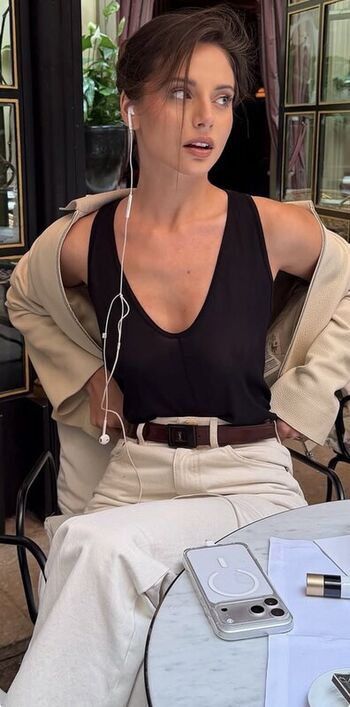 Carina zavline leaked private photo uncensored HD quality