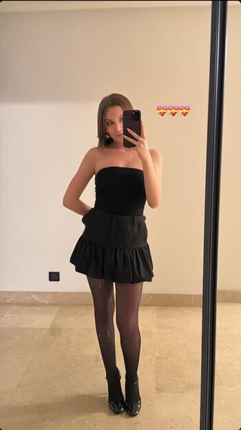 Carla lazzari page leaked private photo uncensored HD quality