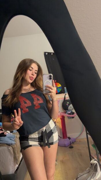 Carmi warmy leaked private photo uncensored HD quality