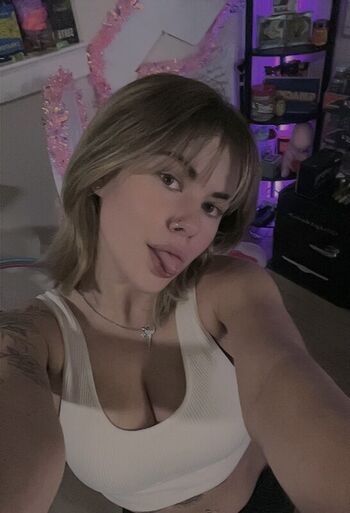 Carmi warmy leaked private photo uncensored HD quality