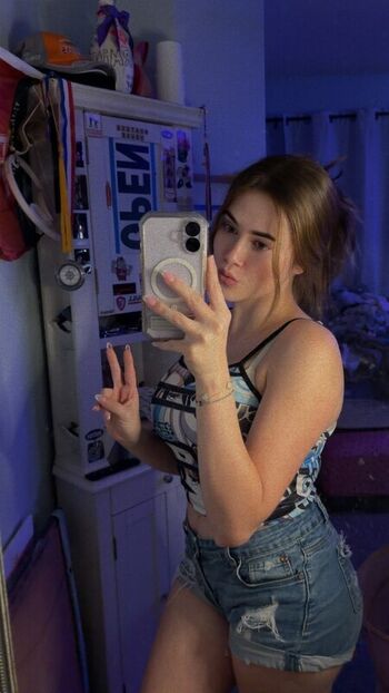 Carmi warmy leaked private photo uncensored HD quality