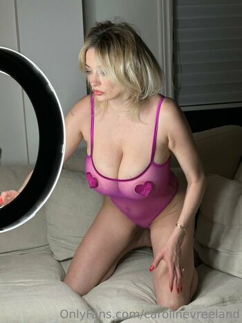Caroline vreeland  page leaked private photo uncensored HD quality