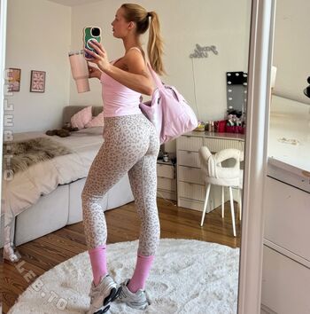 Cassy cassau leaked private photo uncensored HD quality