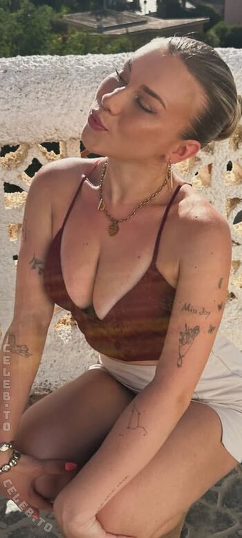 Celinajoyy leaked private photo uncensored HD quality