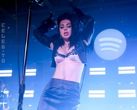 Charli xcx  page leaked private photo uncensored HD quality
