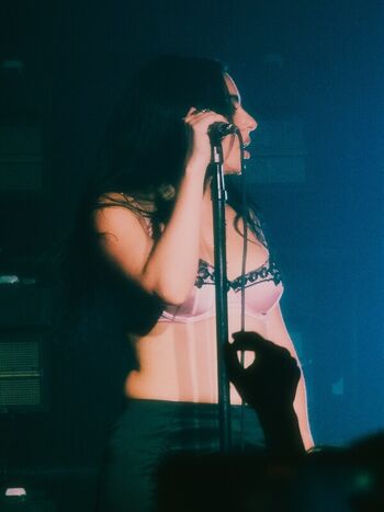 Charli xcx  page leaked private photo uncensored HD quality