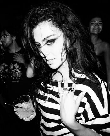 Charli xcx  page leaked private photo uncensored HD quality