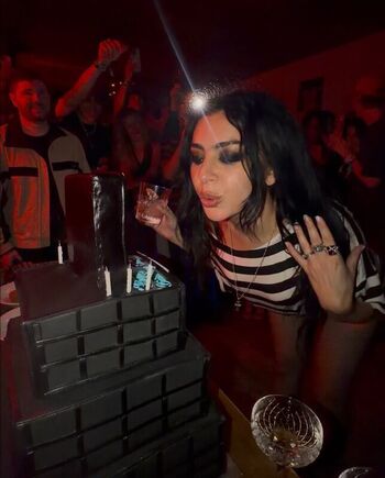 Charli xcx  page leaked private photo uncensored HD quality