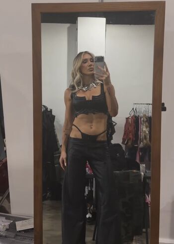 Charlotte flair page leaked private photo uncensored HD quality