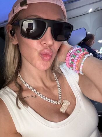 Charlotte flair leaked private photo uncensored HD quality