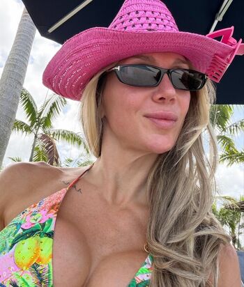 Charlotte flair page leaked private photo uncensored HD quality