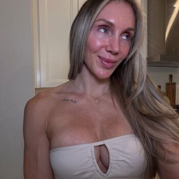 Charlotte flair page leaked private photo uncensored HD quality