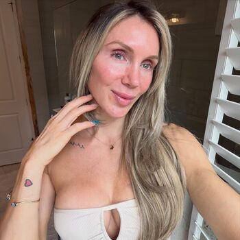 Charlotte flair page leaked private photo uncensored HD quality