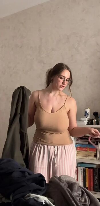 Chiri francesca page leaked private photo uncensored HD quality