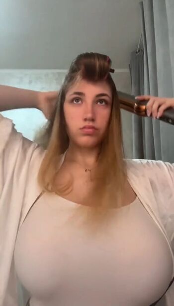 Chiri francesca page leaked private photo uncensored HD quality