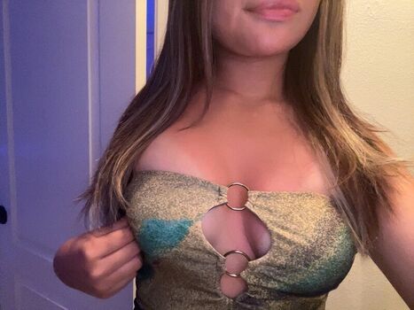 Chloee gann page leaked private photo uncensored HD quality