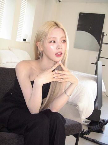 Cho mi yeon page leaked private photo uncensored HD quality