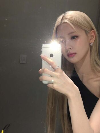 Cho mi yeon page leaked private photo uncensored HD quality