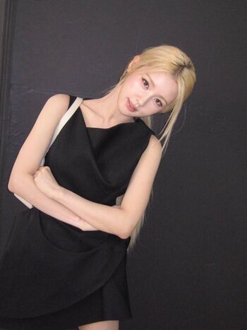 Cho mi yeon page leaked private photo uncensored HD quality