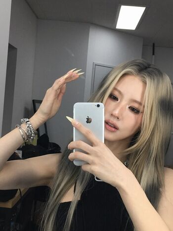 Cho mi yeon page leaked private photo uncensored HD quality